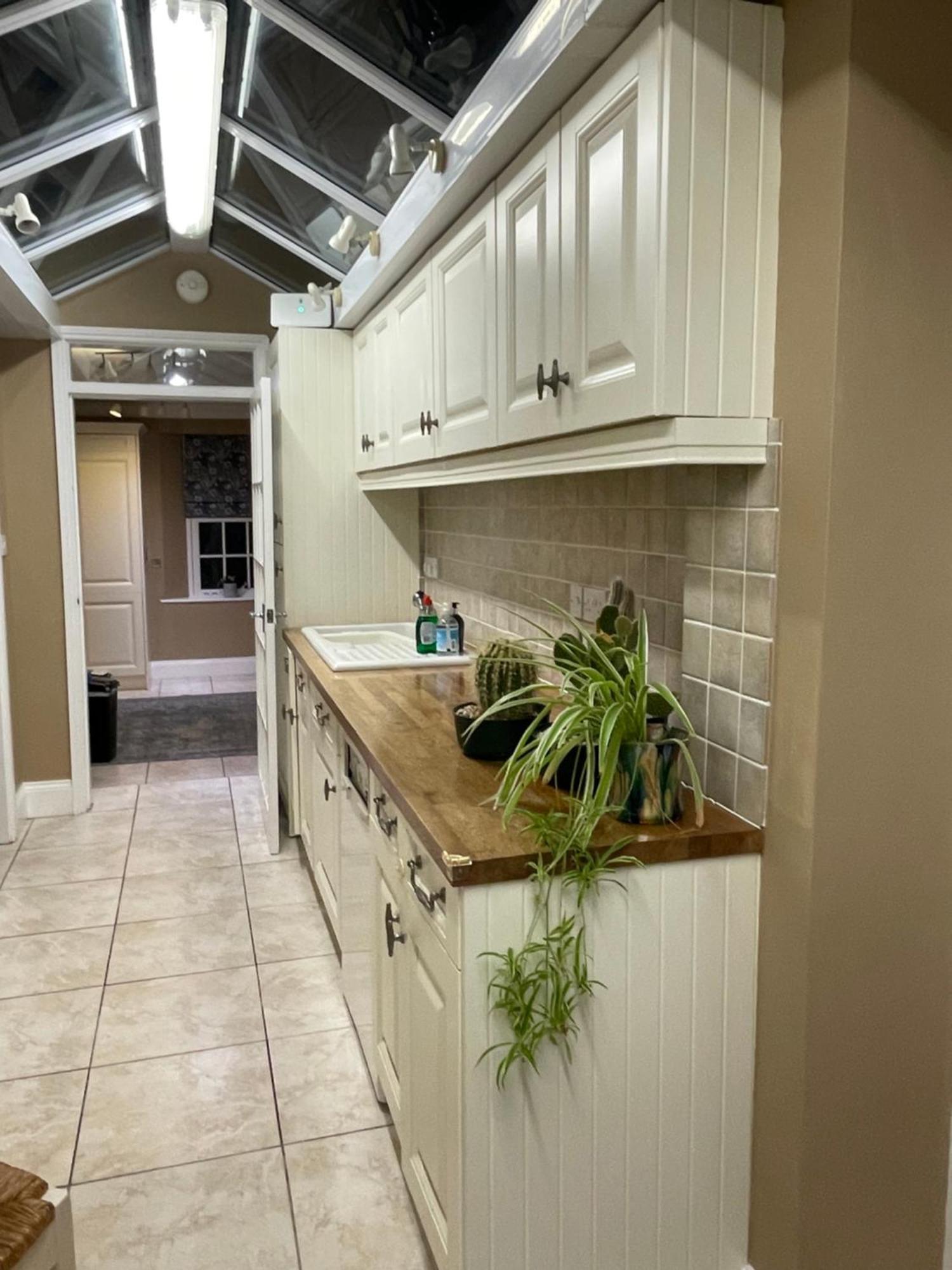 Wayside , 3 Bed , 2 Bath Charming House Close To Lincoln Exterior photo